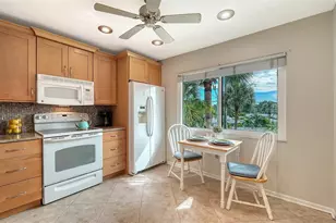 6204 Midnight Pass Rd, Sarasota, FL 34242 - Photo 14