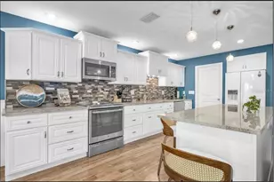 3458 Wilkinson Woods Dr, Sarasota, FL 34231 - Photo 4