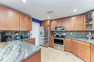 7405 12th Ave W, Bradenton, FL 34209 - Photo 10
