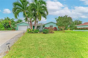 7405 12th Ave W, Bradenton, FL 34209 - Photo 2