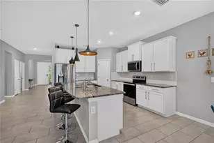 12704 Lateral Root Dr, Sarasota, FL 34238 - Photo 6