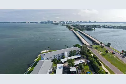 777 John Ringling Boulevard #36, Sarasota, FL 34236 - Photo 2