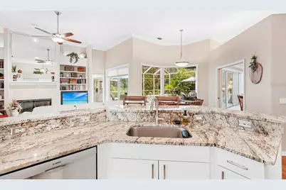 444 Fieldstone Drive, Venice, FL 34292 - Photo 12