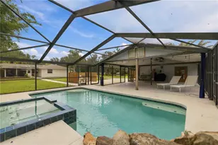 7402 Castle Dr, Sarasota, FL 34240 - Photo 48