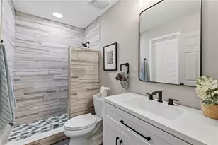 7402 Castle Dr, Sarasota, FL 34240 - Photo 28