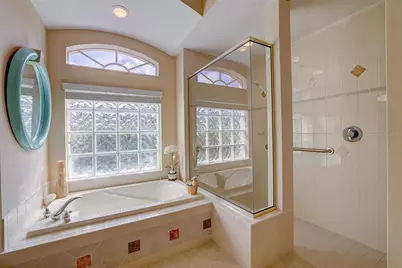 12306 Greenbrier Way, Lakewood Ranch, FL 34202 - Photo 98