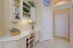 12306 Greenbrier Way, Lakewood Ranch, FL 34202 - Photo 10