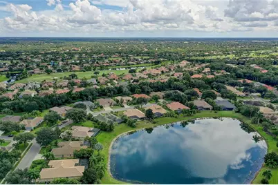 12306 Greenbrier Way, Lakewood Ranch, FL 34202 - Photo 34