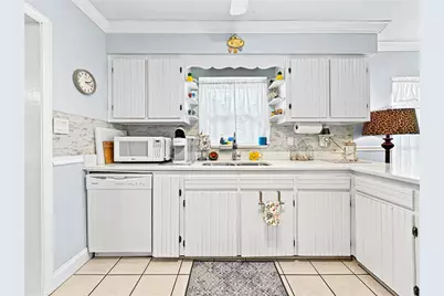 2501 32nd Avenue W, Bradenton, FL 34205 - Photo 8
