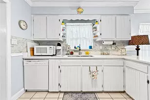 2501 32nd Ave W, Bradenton, FL 34205 - Photo 8