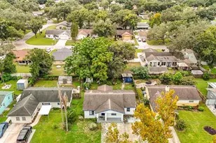 7331 Filbert Ln, Tampa, FL 33637 - Photo 4