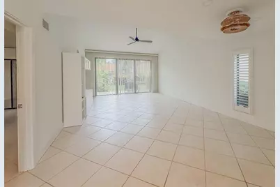 5312 Huntingwood Court #39, Sarasota, FL 34235 - Photo 8