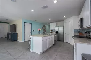 4232 Dovetail Ln, Palmetto, FL 34221 - Photo 6