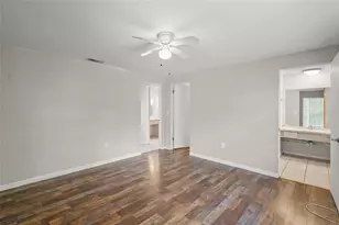 3185 Regatta Cir, Sarasota, FL 34231 - Photo 16