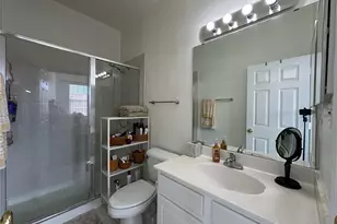 3815 Parkridge Cir, Sarasota, FL 34243 - Photo 4