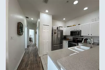 3815 Parkridge Circle #2-203, Sarasota, FL 34243 - Photo 2