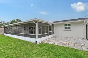 2610 Regatta Dr, Sarasota, FL 34231 - Photo 40