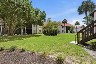 1640 Stickney Point Rd, Sarasota, FL 34231 - Photo 24