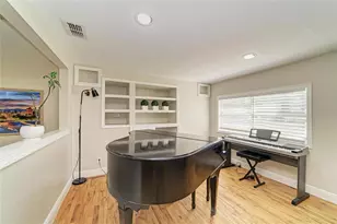 5271 43rd Terrace N, Saint Petersburg, FL 33709 - Photo 18