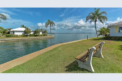 554 Spanish Drive S, Longboat Key, FL 34228 - Photo 70