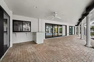6945 Country Lakes Cir, Sarasota, FL 34243 - Photo 30