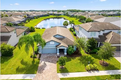 4719 Winsome Way, Lakewood Ranch, FL 34211 - Photo 10