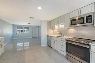 5529 Nutmeg Ave, Sarasota, FL 34231 - Photo 6