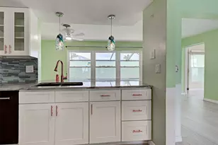 612 Glen Oak Rd, Venice, FL 34293 - Photo 16