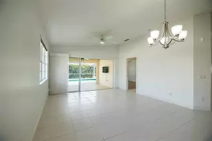 8876 Estepona Ct, Sarasota, FL 34238 - Photo 24