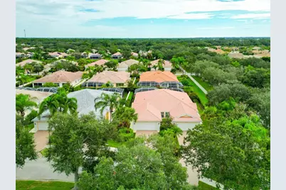 8876 Estepona Court, Sarasota, FL 34238 - Photo 52