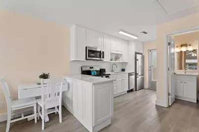 5830 Midnight Pass Road #8, Sarasota, FL 34242 - Photo 10