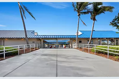 475 Benjamin Franklin Drive #215, Sarasota, FL 34236 - Photo 24