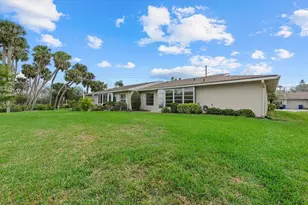 2913 Captiva Gardens Dr, Sarasota, FL 34231 - Photo 20