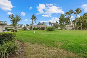 2913 Captiva Gardens Dr, Sarasota, FL 34231 - Photo 18