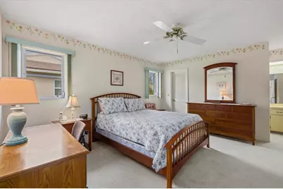 2913 Captiva Gardens Drive #2, Sarasota, FL 34231 - Photo 8