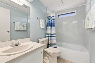 266 Camelot Dr, Nokomis, FL 34275 - Photo 22
