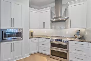 366 S Creek Ct, Osprey, FL 34229 - Photo 14