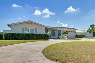 924 Arlington Rd, Palmetto, FL 34221 - Photo 1
