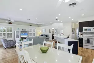 783 Jacaranda Rd, Anna Maria, FL 34216 - Photo 16