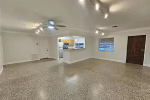 829 68th Ave S, Saint Petersburg, FL 33705 - Photo 10
