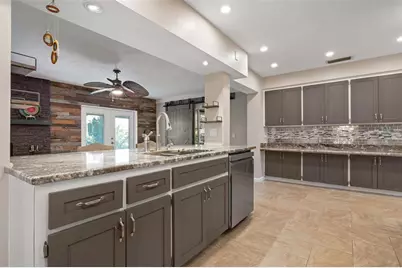 3323 Spring Mill Circle, Sarasota, FL 34239 - Photo 12