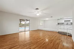517 Peach St, Venice, FL 34285 - Photo 8