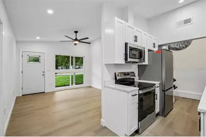 334 E Cornelius Circle, Sarasota, FL 34232 - Photo 12
