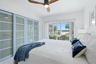 605 Sutton Pl, Longboat Key, FL 34228 - Photo 22