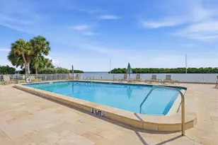 605 Sutton Pl, Longboat Key, FL 34228 - Photo 28