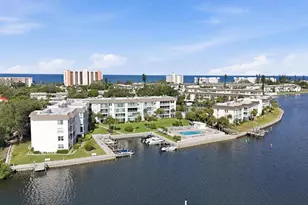 605 Sutton Pl, Longboat Key, FL 34228 - Photo 32