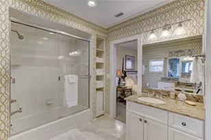 4302 2nd Ave, Holmes Beach, FL 34217 - Photo 10