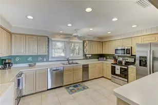 4302 2nd Ave, Holmes Beach, FL 34217 - Photo 4