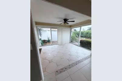 2320 Aquabluff Place #V274, Sarasota, FL 34231 - Photo 8