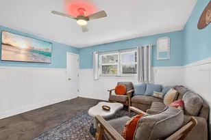 727 47th St W, Palmetto, FL 34221 - Photo 10